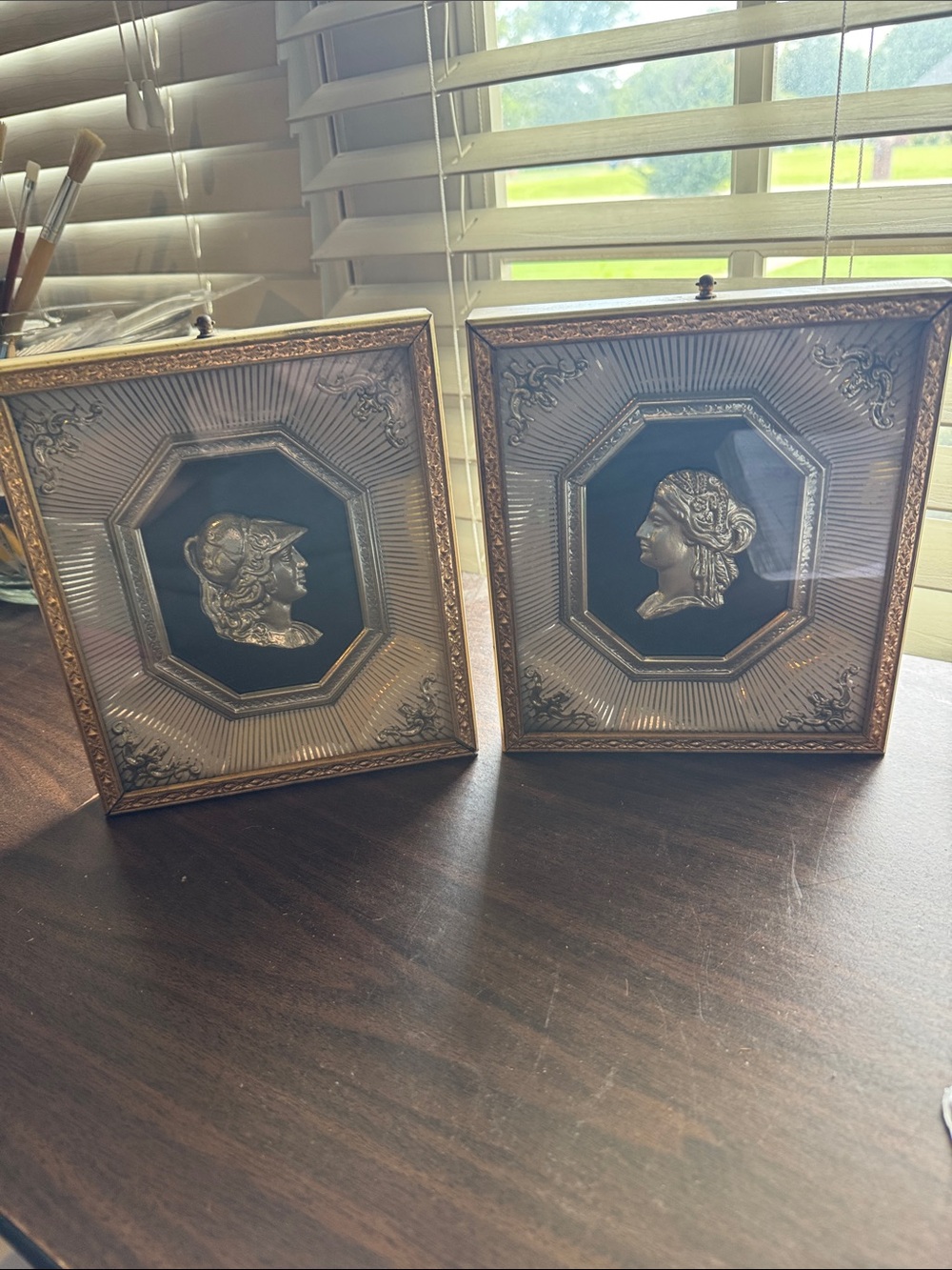 Set of 2 Metalcraft Three Dimensional Classic Busts
